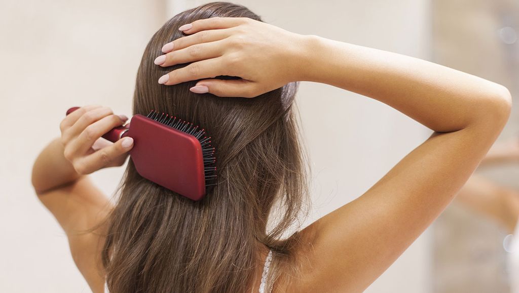 Làm thế nào để nuôi dưỡng và phục hồi tóc yếu