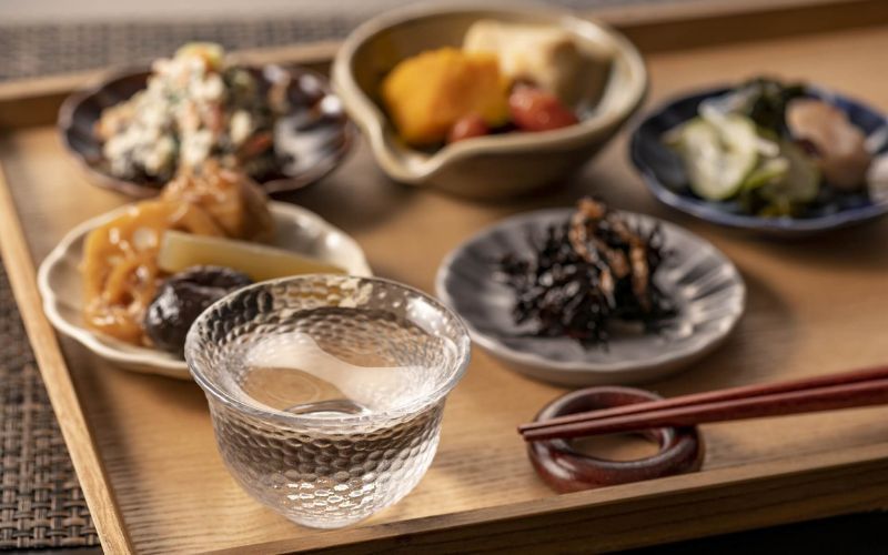 Cách Nếm Rượu Sake Như Một Người Chuyên Nghiệp