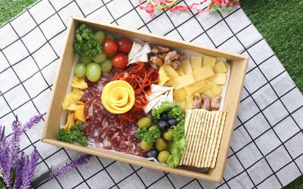 Lesson 1: Charcuterie là gì?