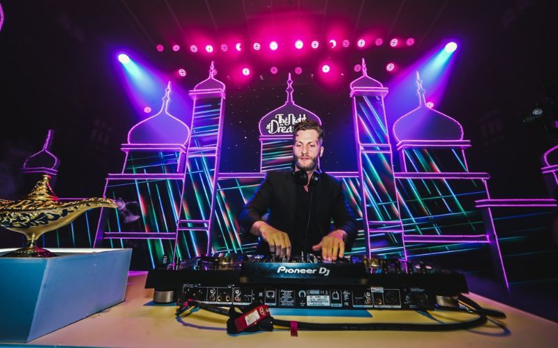 YPO Party - Trải nghiệm đùi heo muối Iberico Tây Ban Nha