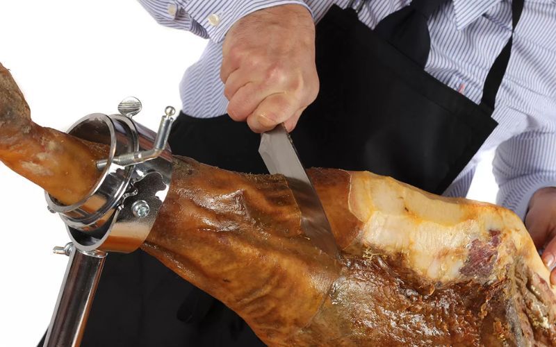 Hướng Dẫn Cắt Đùi heo Muối Chuyên Nghiệp Như Đầu Bếp Tây Ban Nha