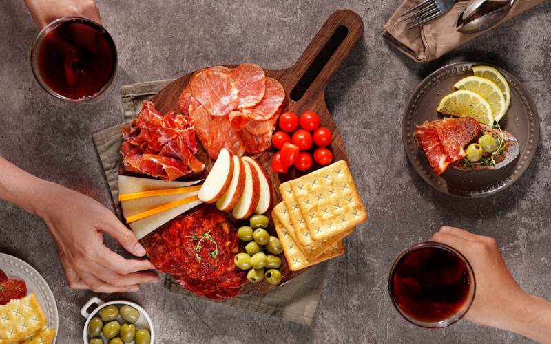 Mở ngay party tại nhà với đĩa Cold Cut chuẩn vị Âu