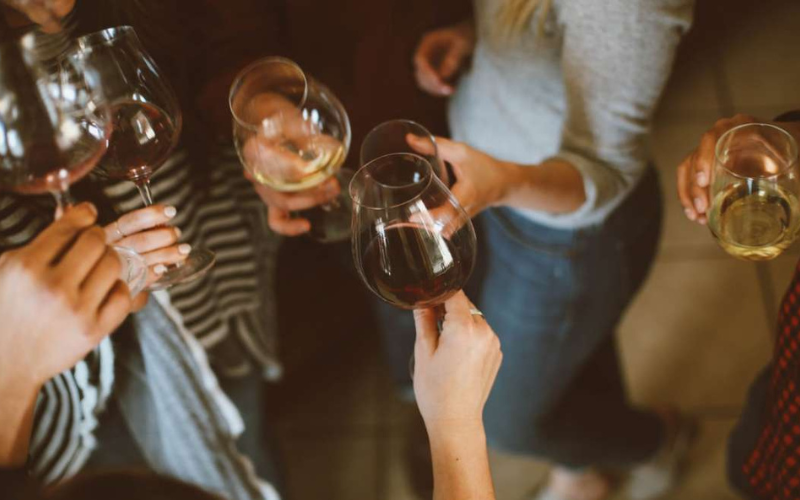 5 lý do nên chọn rượu vang đỏ làm quà tặng Tết Giáp Thìn 2024