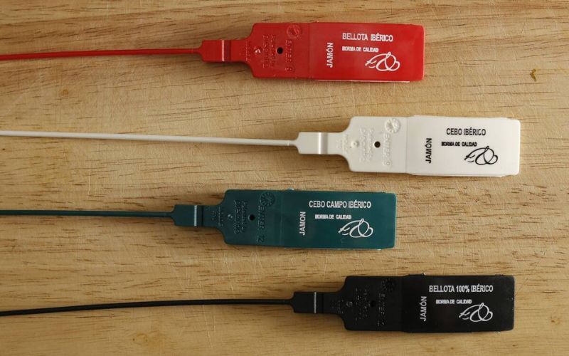 Tip 5+ mẹo để tránh tình trạng tăng huyết áp khi ăn đùi heo muối