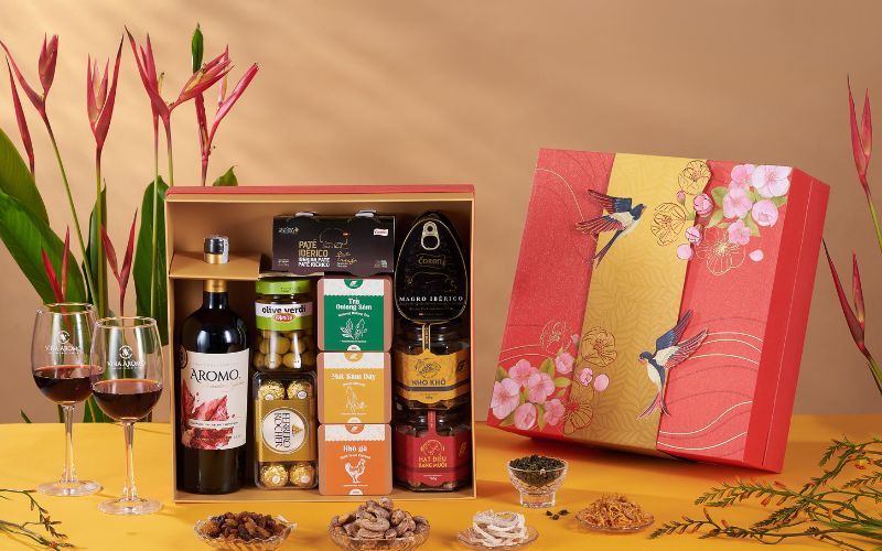 Mẫu hộp hamper tết giá rẻ và những lưu ý khi lựa chọn hộp quà tết