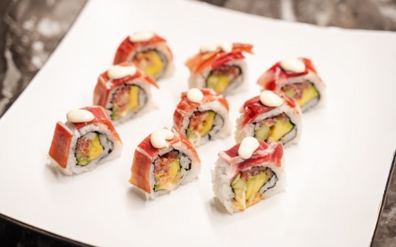 Công thức cơm cuộn iberico vô cùng đơn giản ngay tại nhà