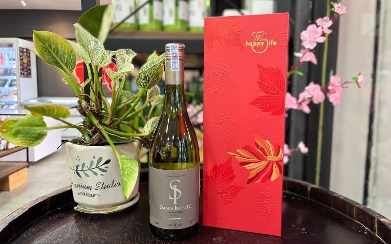 Khám phá hộp quà tết ngoại nhập cao cấp nhất năm 2024 tặng sếp