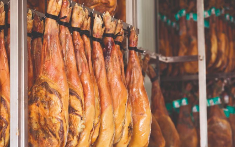 Có phải Jamon Serrano chỉ có tại Tây Ban Nha