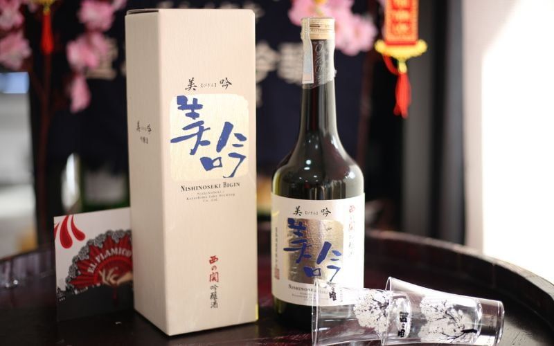 Tìm hiểu những ý nghĩa khi chọn rượu sake làm quà tặng tết 2024