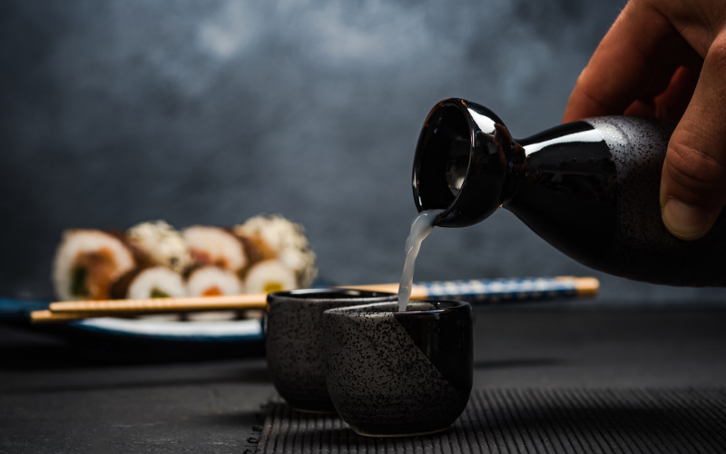 10 Tên nhiệt độ phục vụ được sử dụng bởi những người đam mê rượu sake