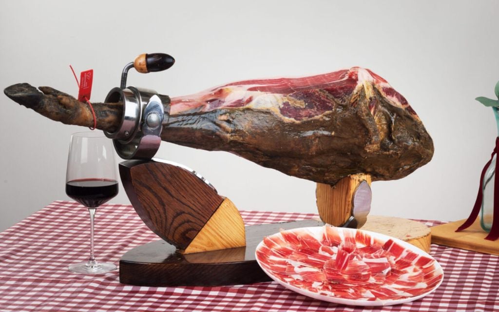 3 lý do đùi heo muối Iberico Bellota là lựa chọn hoàn hảo cho bữa tiệc