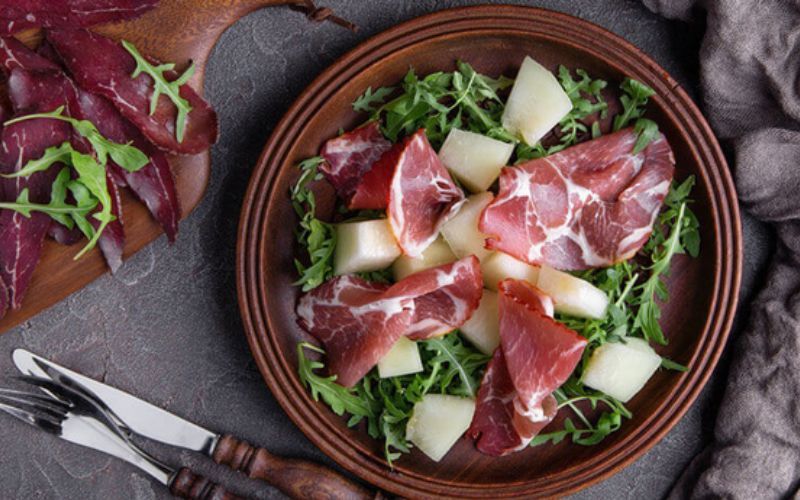 “ Giải nhiệt hè “ cùng salad đùi heo muối  Iberico