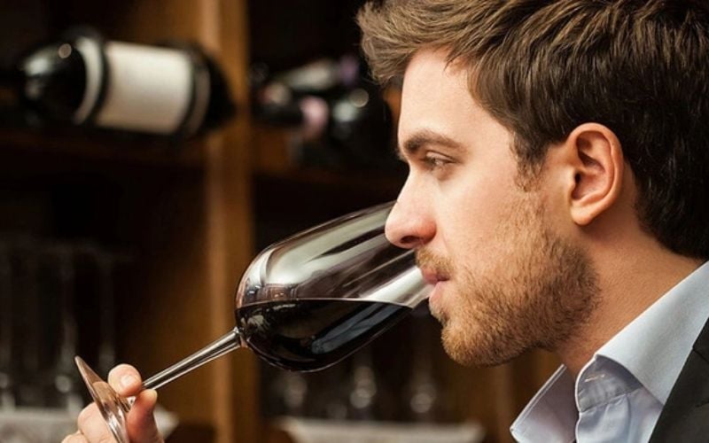 Bí mật của những nhà nếm thử rượu vang bạn nên biết