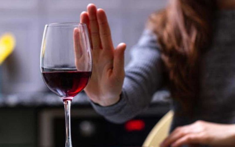 5 lưu ý khi dùng rượu vang không gây hại cho sức khỏe