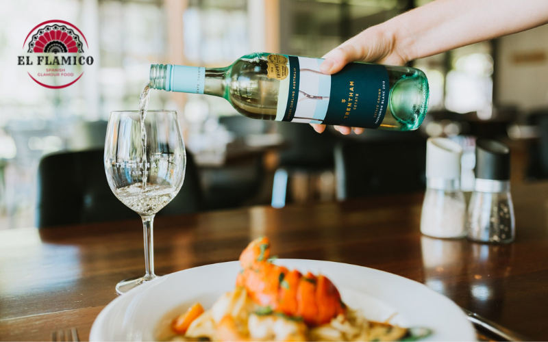 Top 5 rượu vang trắng thích hợp dành cho ngày hè