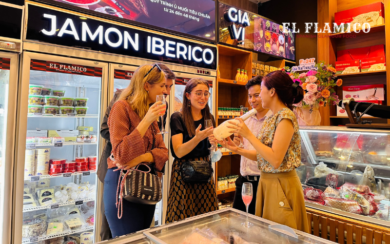 Nhất Sài Gòn: Top 5 tinh hoa ẩm thực thế giới tại El Flamico