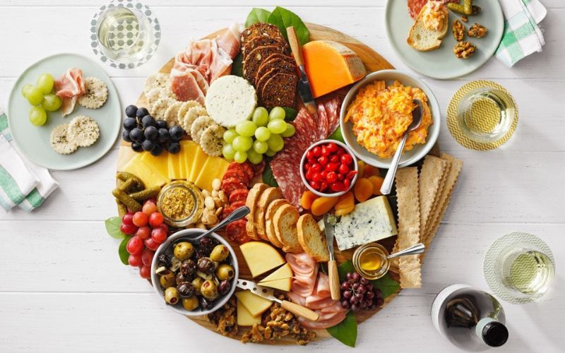 Hướng dẫn làm một set Charcuterie tại nhà