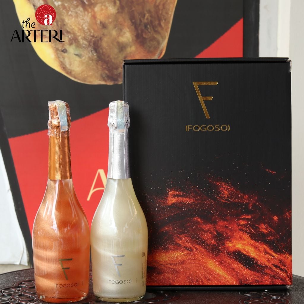 Hai sắc m&agrave;u &ndash; một m&oacute;n qu&agrave; đẳng cấp. Hộp qu&agrave; Fogoso như một bản tuy&ecirc;n ng&ocirc;n về sự s&aacute;ng tạo v&agrave; kh&aacute;c biệt.  Ảnh 2: