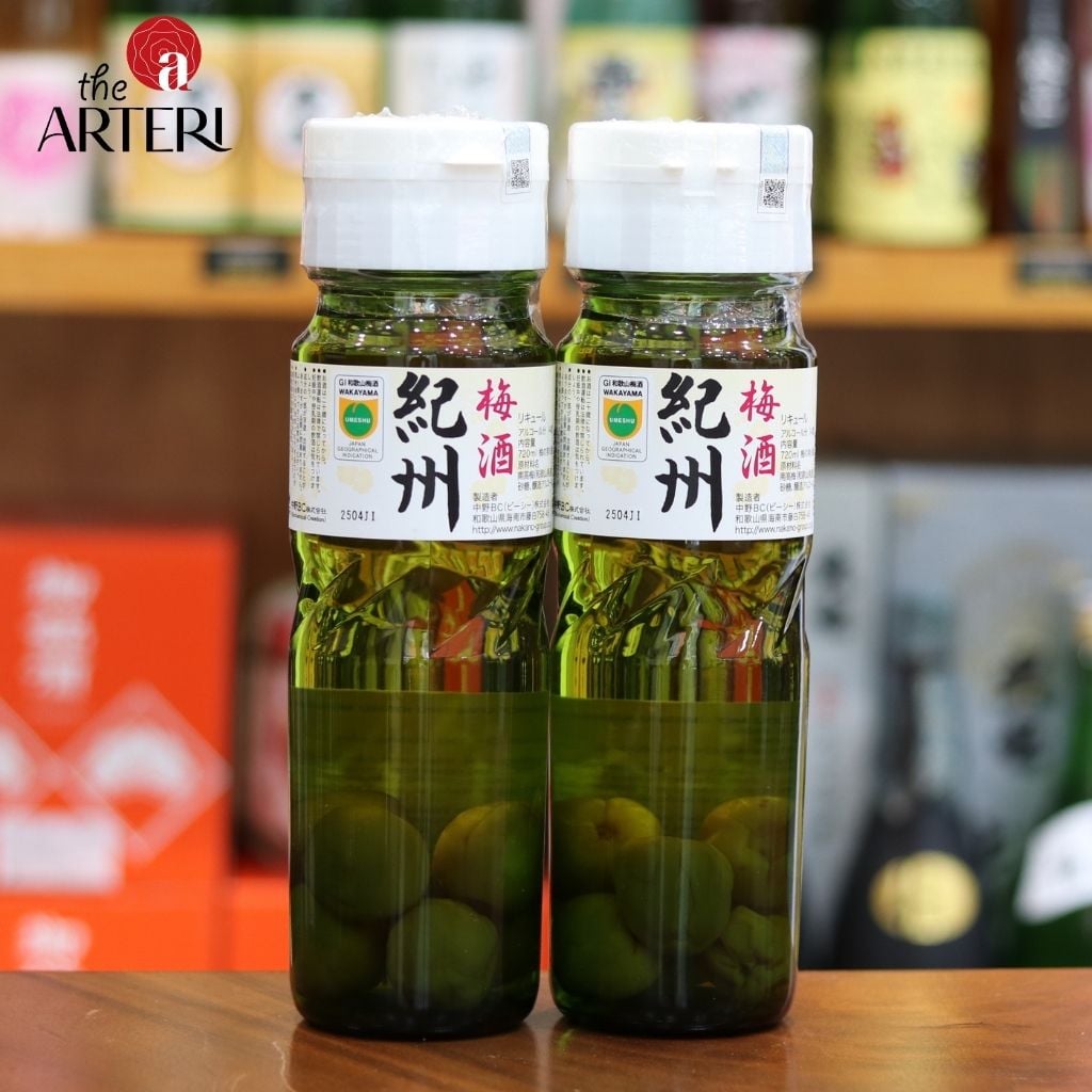 Rượu mơ nguyên quả Nakano Umeshu – tinh hoa từ Wakayama, vùng đất của những trái mơ ngon nhất Nhật Bản.