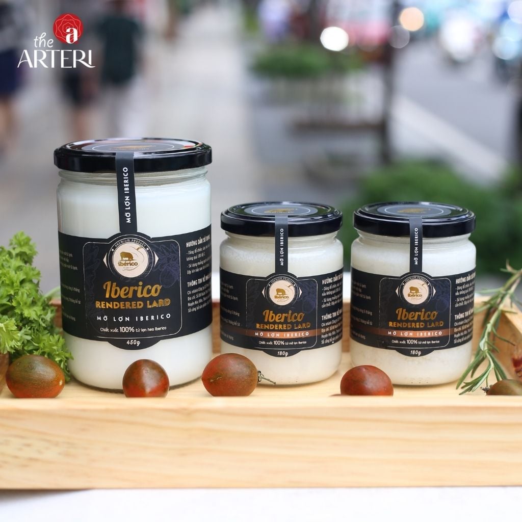 Tinh t&uacute;y từ mỡ heo Iberico nguy&ecirc;n chất, ba size tiện lợi cho mọi nhu cầu nấu nướng.