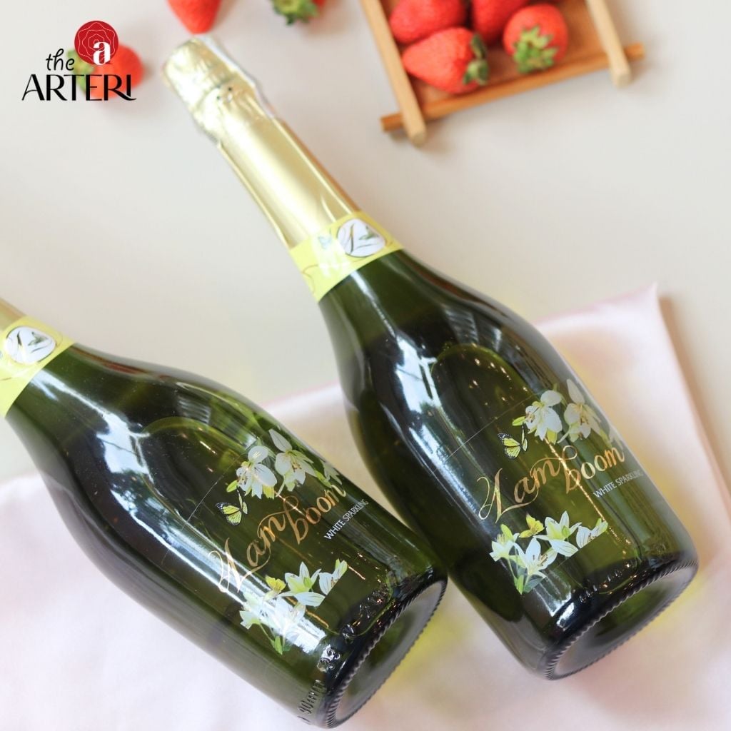 Một ch&uacute;t ngọt ng&agrave;o, một ch&uacute;t bồng bềnh &ndash; Lamboom White l&agrave; lựa chọn ho&agrave;n hảo để bắt đầu buổi tiệc.