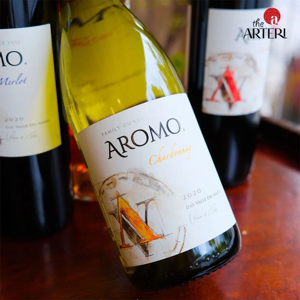 Thưởng thức vang trắng Aromo Chardonay là điều không nên bỏ lỡ vào màu hè năm nay.
