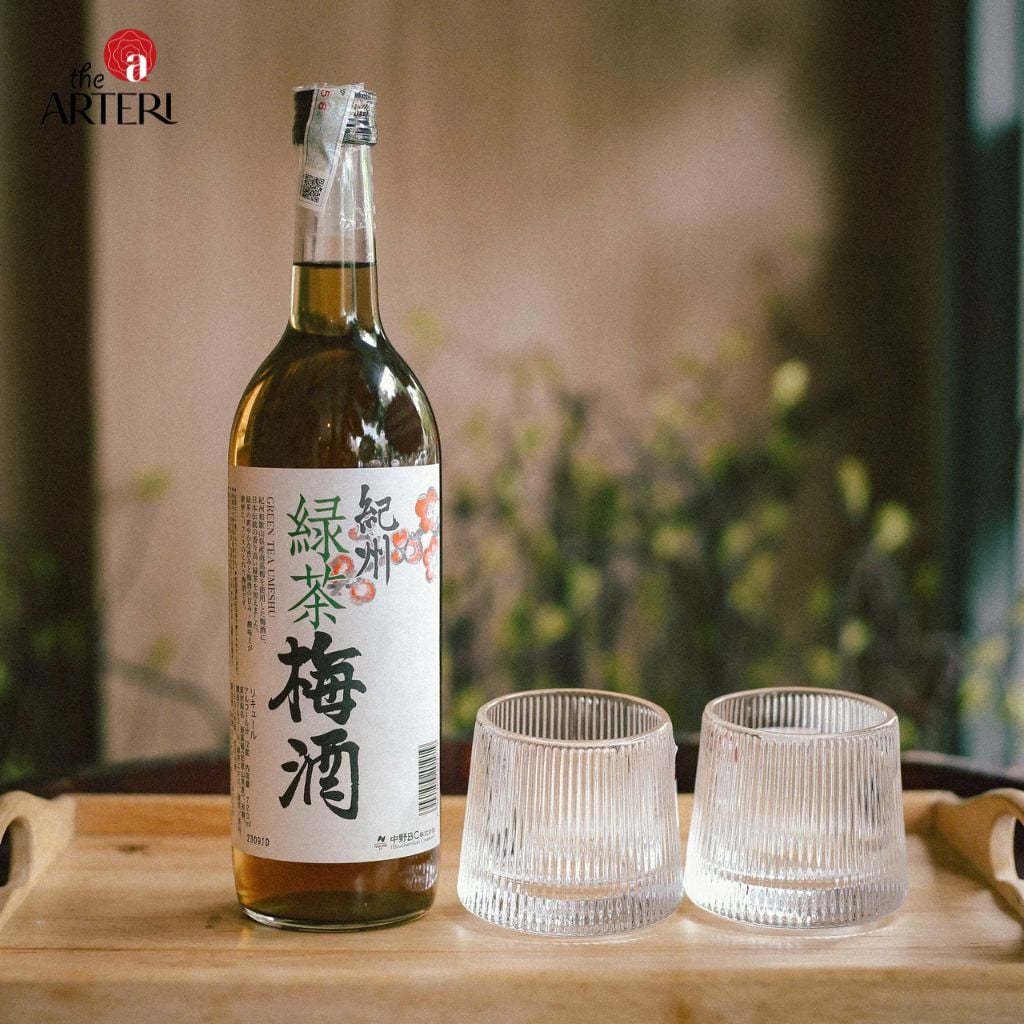 Hương vị thanh mát và thư giãn từ Nakano Green Tea Umeshu – nhẹ nhàng khởi đầu một buổi tối an yên.