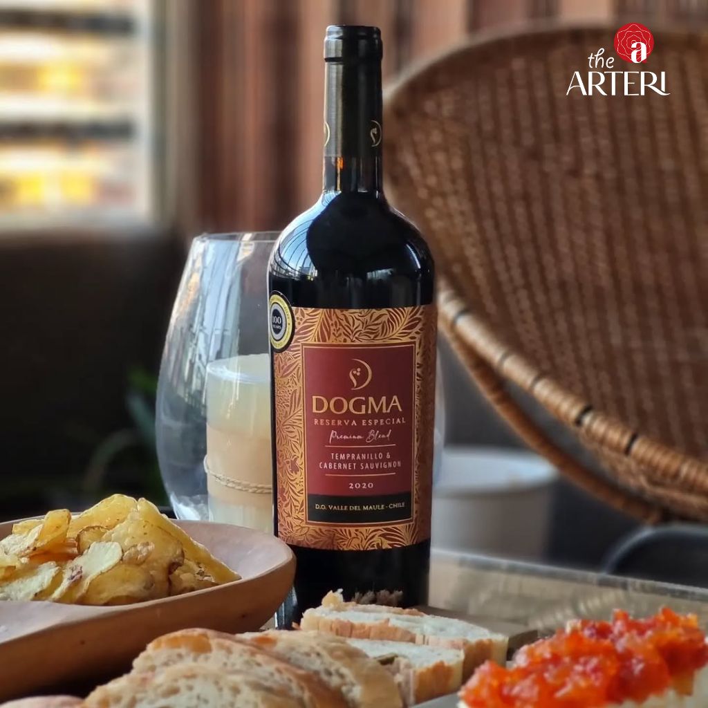 Chuẩn bị món ăn kèm đơn giản bởi Dogma Gran Reserva sẵn sàng tôn vinh những người bạn đồng hành.