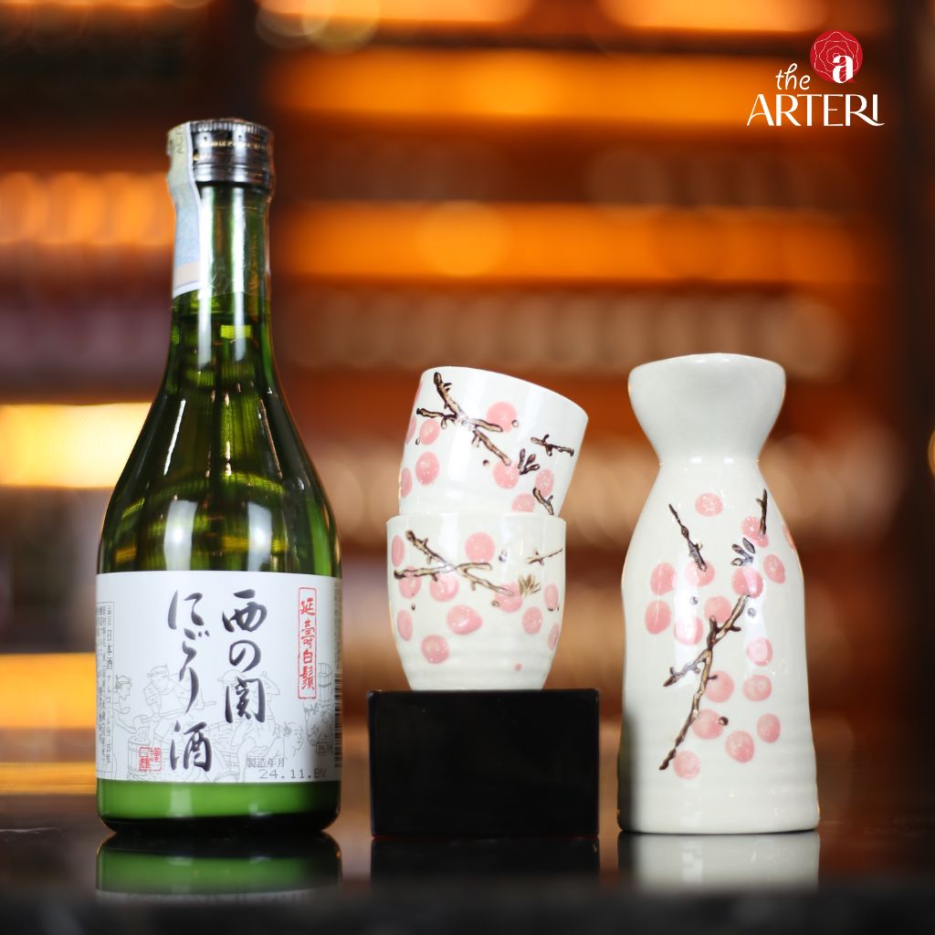 Dung t&iacute;ch 300ml tinh gọn - l&yacute; tưởng để trải nghiệm tinh hoa Nhật Bản ở mọi khoảnh khắc.