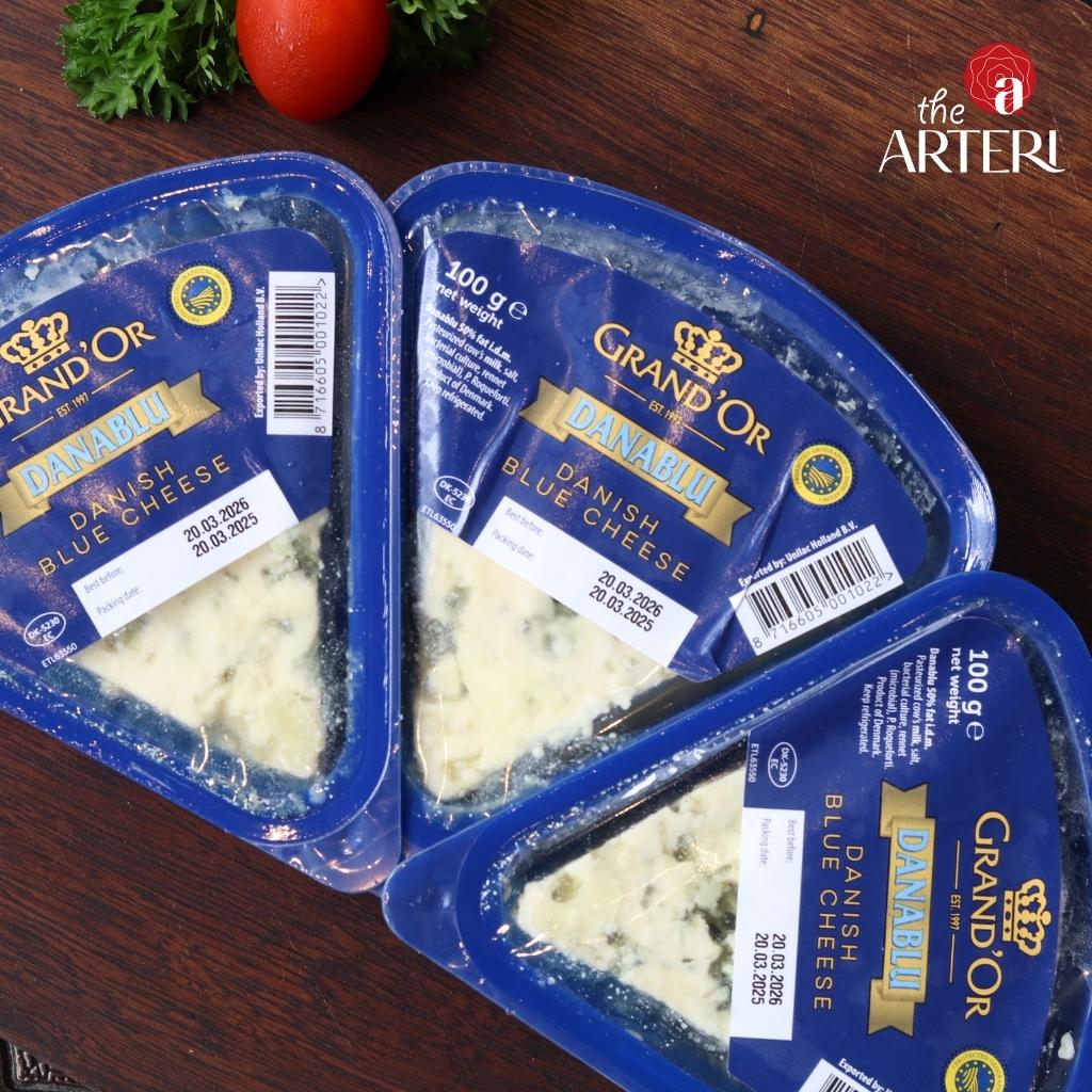 Đóng gói 100g tiện lợi, dễ kết hợp cùng salad, bánh mì hoặc rượu vang.