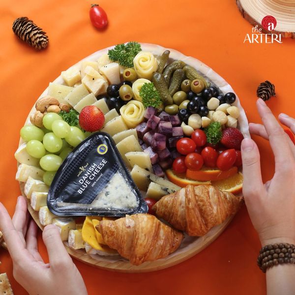 cheese-charcuterie