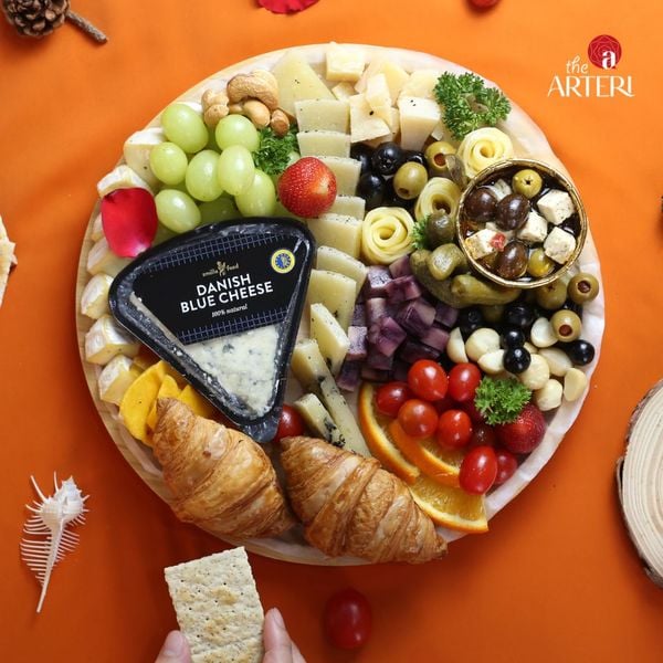 cheese-charcuterie