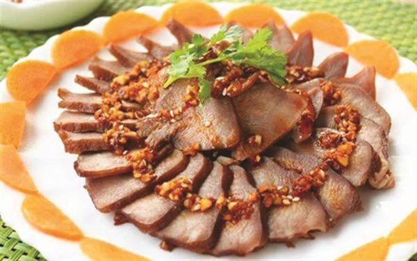 luoi-heo-iberico-nuong