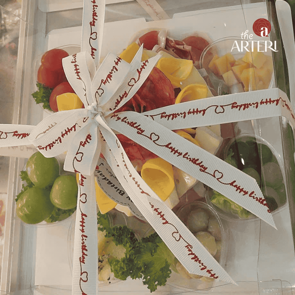 banh-sinh-nhat-charcuterie