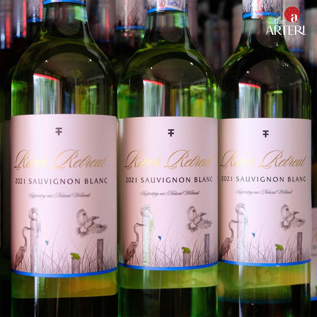 Rượu vang River Retreat Sauvignon Blanc tại TheARTERI