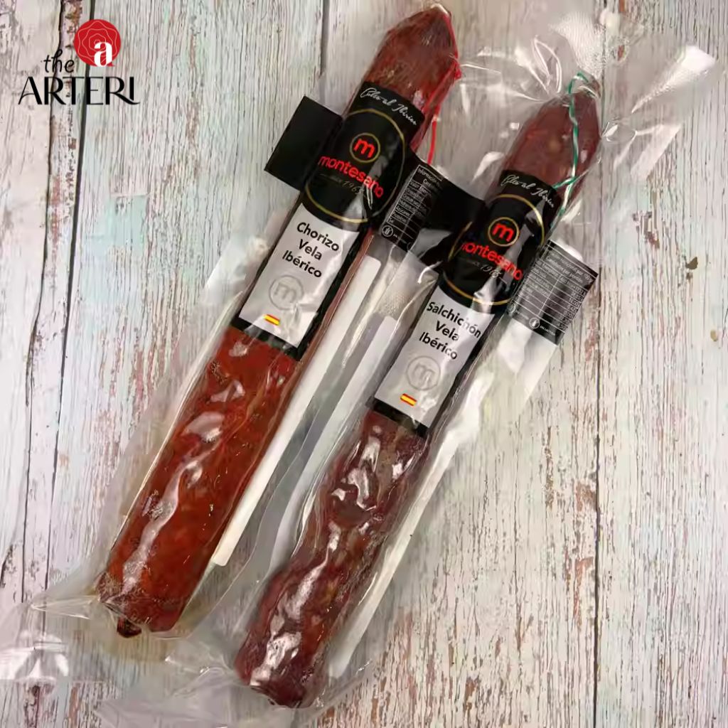 Cặp đ&ocirc;i trứ danh từ Iberico: Chorizo v&agrave; Salchichon &ndash; hai biểu tượng hương vị muối kh&ocirc;, đậm đ&agrave; v&agrave; đầy hấp dẫn từ nh&agrave; Montesano.