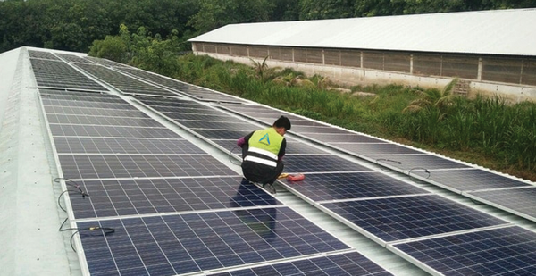 Dự án điện mặt trời Nhà máy ở KCN Tân Đức