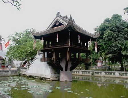Hoa sen trong kiến trúc Phật giáo ở Việt Nam