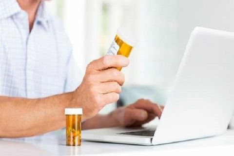 Mua Thuốc Online Ở Đâu An Tâm Về Giá?
