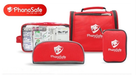 Phano Pharmacy tặng túi tiện lợi cho khách hàng