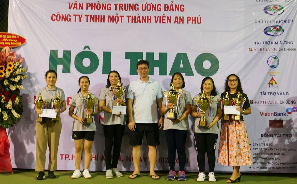 Hoàng Lam tham gia Hội thao mừng Đảng, mừng xuân Quý Mão do Hội thao mừng Đảng, mừng xuân Quý Mão tổ chức