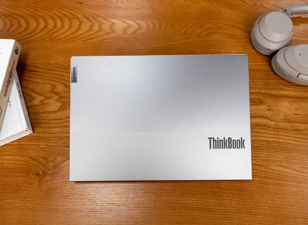 Hình Ảnh thực tế Laptop Lenovo ThinkBook 13s G2 ITL - 20V900E0VN chính hãng