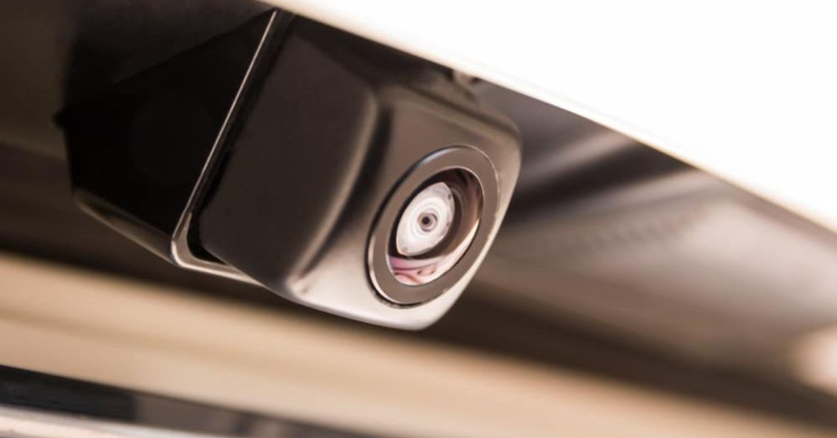 1. 3. Phân loại camera lùi xe ô tô