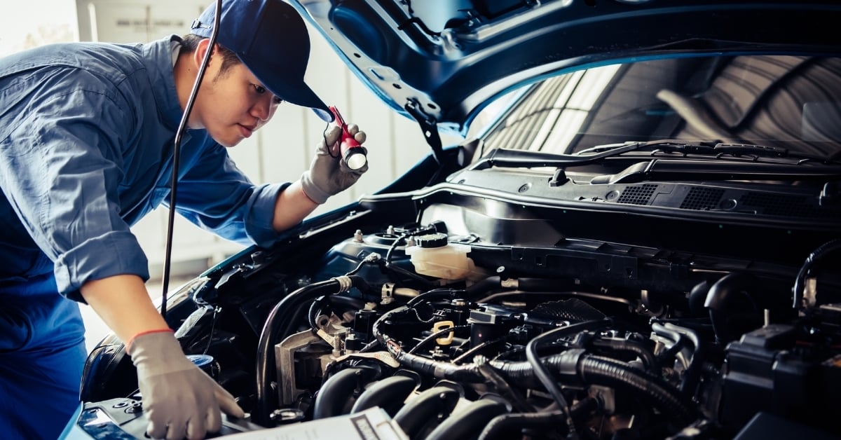 Thay dầu động cơ đúng lịch