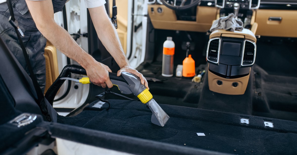 172. 3.  Bảo quản nội thất xe ô tô