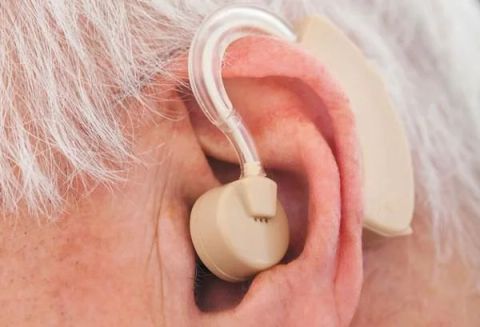 Máy trợ thính là gì? Cách thức hoạt động của máy trợ thính