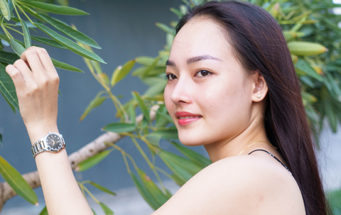 Thay Vì Nữ Trang, Hãy Lựa Chọn Đồng Hồ Để Tăng Cường An Toàn Khi Ra Đường