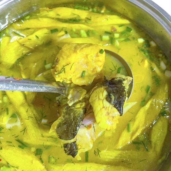 cá nheo nấu canh chua