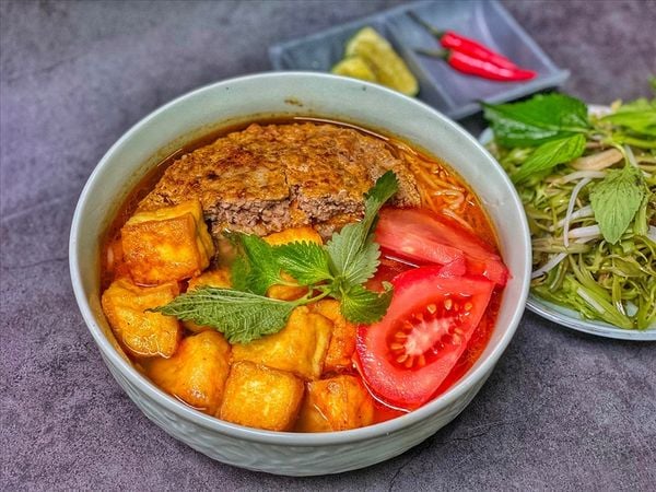 Bật mí cách nấu bún riêu cua ngon như nhà hàng