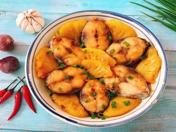 Mách bạn 2 công thức làm cá thu kho thơm ngon cho gia đình